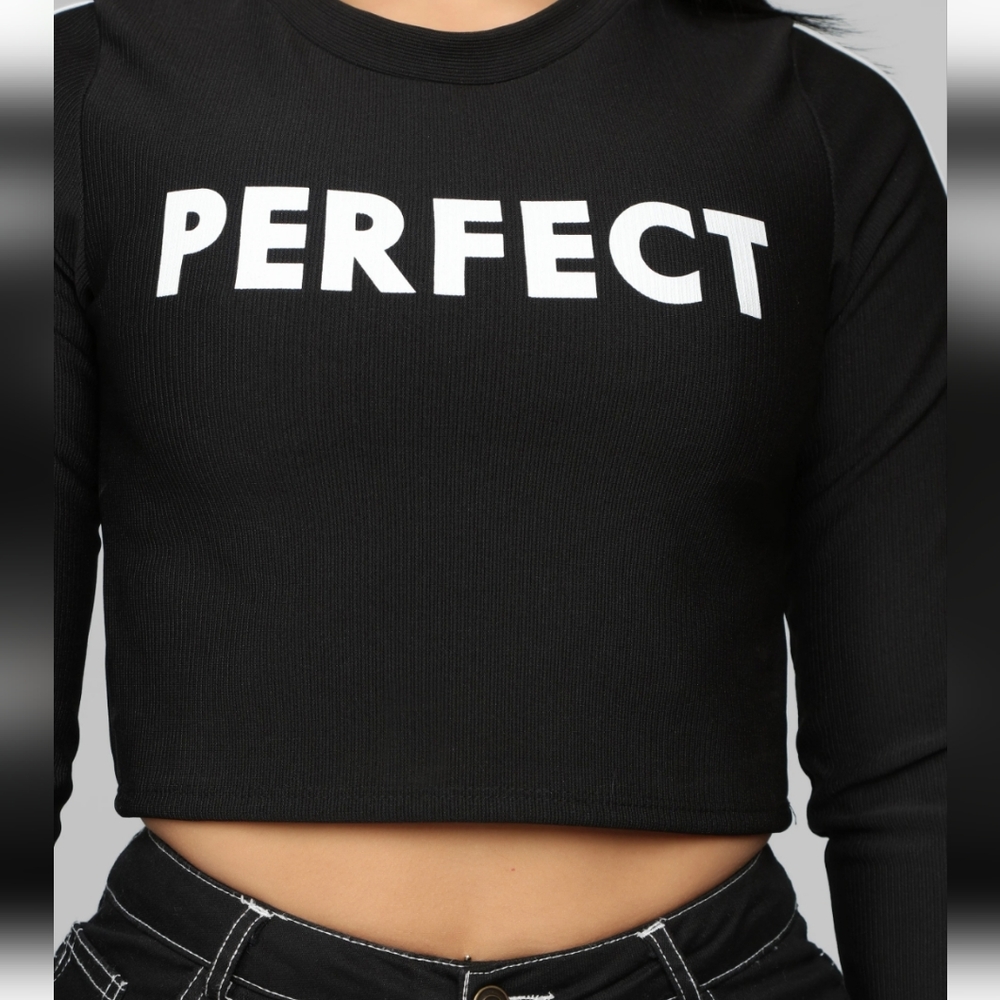 Black and white cropped top size large
